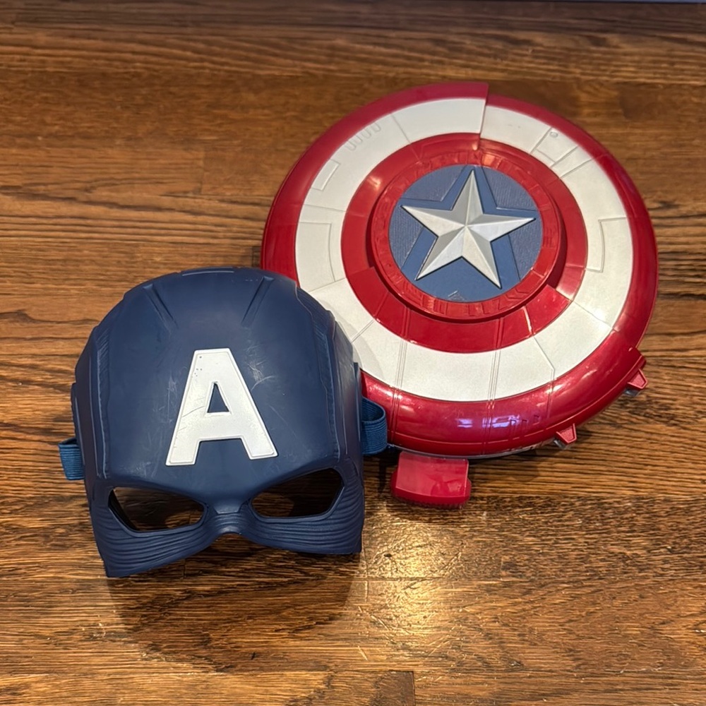 Captain America Shield and Mask Set
